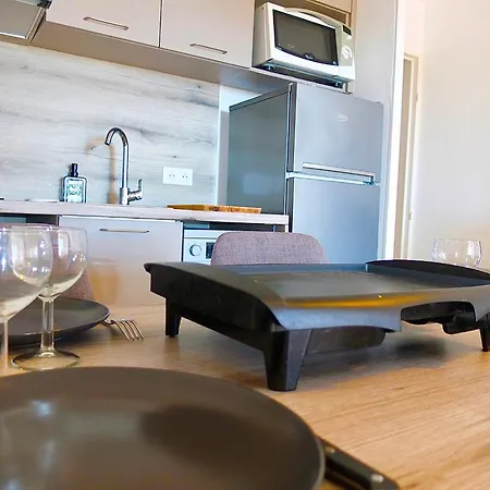 Au Petit Bonheur Vue Mer, Parking, 3 Mn De La 아파트 르 라방두