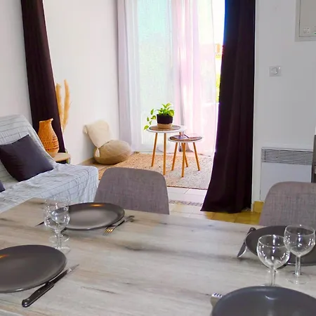 아파트 Au Petit Bonheur Vue Mer, Parking, 3 Mn De La 르 라방두